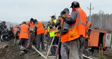 Atacuri cu drone asupra căilor ferate din Rusia: 28 de vagoane au deraiat
