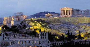 Мэр Афин пообещал спасти исторический центр города от массового туризма