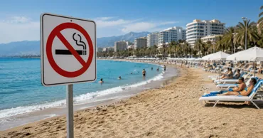 Fumatul, interzis pe mai multe plaje din Antalya. Ce amenzi riscă turiștii