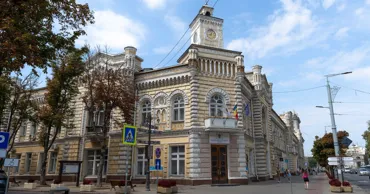O nouă licitație eșuată pentru restaurarea clădirii istorice a Primăriei Chișinău
