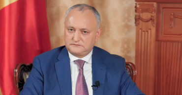 Додон призвал Санду взять на себя ответственность за ситуацию в стране.