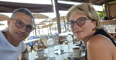 De ce s-a spart geamul prin care a fost aspirat un pasager al unui avion Ryanair