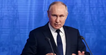 Путин распорядился не наносить удары по Киеву три дня