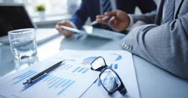 Госсектор переходит на национальные стандарты бухучета