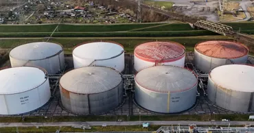 Rezervele de carburanți se refac ușor: Câtă benzină și motorină mai avem în țară