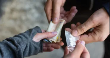 Captură de peste 700 de grame de marijuana: Un bărbat va sta 10,6 ani după gratii