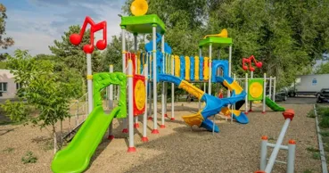 Mai multe terenuri de joacă, reparate în sectoarele Buiucani și Botanica