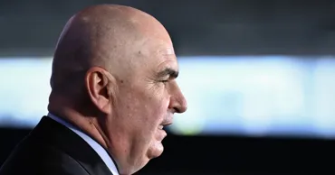 Правящая коалиция Румынии на грани распада: премьера призывают уйти в отставку