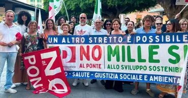 Protest împotriva podului către continent în Sicilia