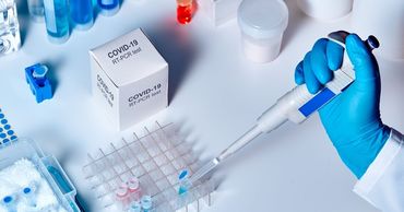 Туристам, заболевшим коронавирусом на отдыхе в Болгарии, могут оплатить расходы на питание и лечение.