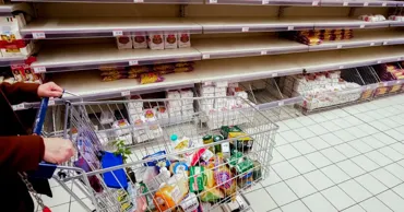 В Италии из-за протеста дальнобойщиков опустели полки магазинов