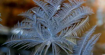 O nouă formă de gheață a fost creată la peste 2.000°C