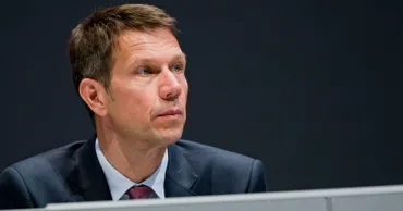 Глава Airbus призвал разместить в Европе ядерное оружие