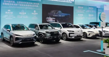 Vânzările de autoturisme noi în China au scăzut