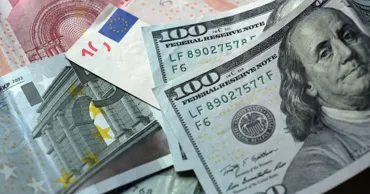 Curs valutar 2 septembrie 2026: Cât valorează un euro și un dolar