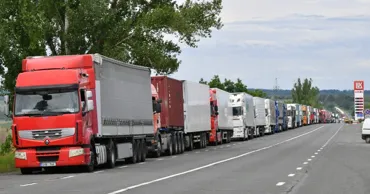 Грузоперевозчики перейдут на электронные документы с 2027 года