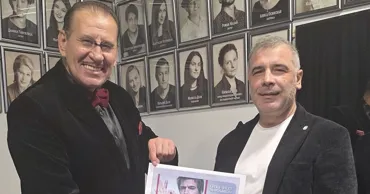 Организаторы спектакля с Козловским встретились с представителем театра Хармелина Ⓟ