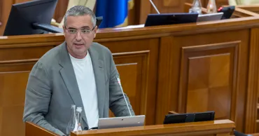 Усатый потребовал предусмотреть ограничение цен на воду в случае кризиса