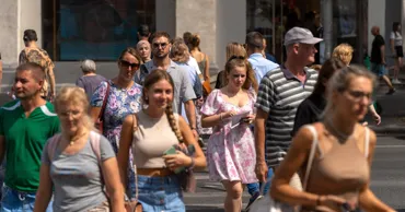 Депопуляция замедляется: за год страна потеряла 22,9 тысяч жителей