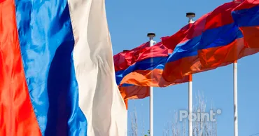 РФ в преддверии парламентских выборов в Армении запретила импорт минералки и коньяка
