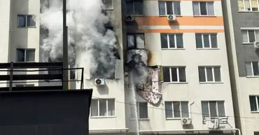 Специалисты установили причину пожара в многоэтажке на улице Спрынченоая