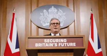 Starmer a anunțat că intenționează să reducă numărul de migranți care vin în Marea Britanie