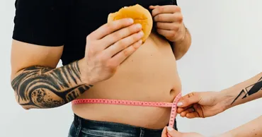 Oamenii de știință au calculat cea mai periculoasă vârstă pentru creșterea în greutate