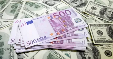 В Молдове спрос на валюту остается высоким при нестабильном рынке