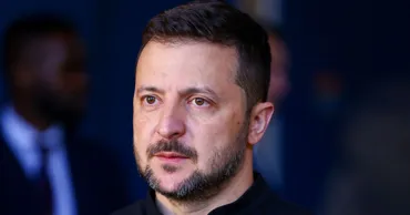 Зеленский: В Беларуси строятся артиллерийские позиции и дороги в направлении Украины