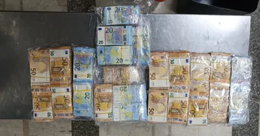 В Леушенах пресекли попытку незаконного ввоза крупной суммы наличных