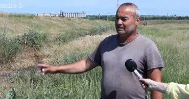 Scandal la Căușeni: Un locuitor al orașului ar polua râul Botna cu deșeuri animaliere