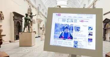 Первое видео в истории YouTube стало музейным экспонатом в Лондоне