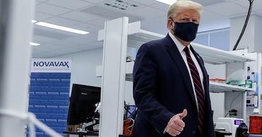 Трамп заявил, что США начнут массовую вакцинацию от COVID-19 в октябре.