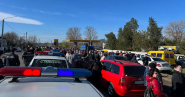 Жители Конгаза собрались на акцию протеста
