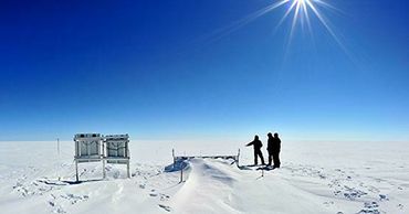 Ученые связали таяние ледников Гренландии с потоком мантийного тепла.