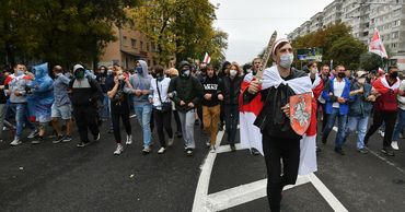 Польша пригрозила ввести санкции против Белоруссии в обход ЕС.