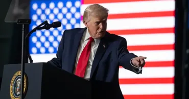 Trump oprește temporar atacurile asupra Iranului. Prețul petrolului scade