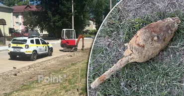 В Леова во время ремонта дороги нашли гранату времён Второй мировой войны