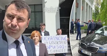 Депутаты от партии «Демократия дома» провели протест у здания МИД
