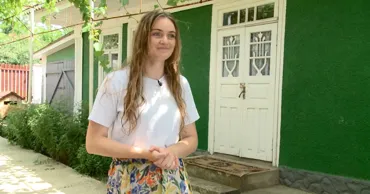 O tânără din SUA s-a îndrăgostit de Moldova: Prima dată am învățat cum să prășesc