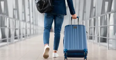 В Германии уточнили положения закона о согласовании выезда за границу для мужчин