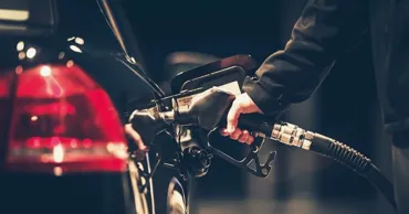 В Молдове продолжают снижаться цены на топливо