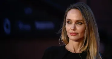 Angelina Jolie se pregătește să părăsească Hollywood-ul pentru un nou început