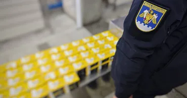 Senzori pentru monitorizarea glicemiei nedeclarați, depistați la vama Leușeni