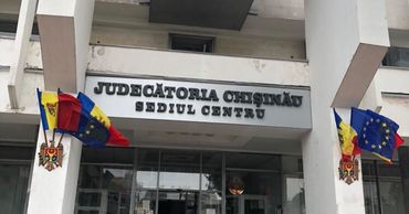 Суд в Кишиневе "вынес вердикт": Мы румыны, объединенные под триколором.