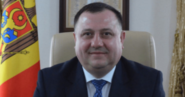 Член ВСМ Ион Посту подал в отставку.