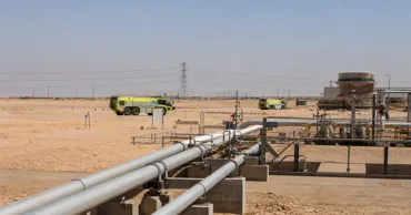 Avaria la o conductă petrolieră saudită amenință cu pierderea a 4% din livrările mondiale