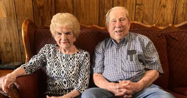 Пять секретов долголетия назвали 101-летний мужчина и его 100-летняя жена