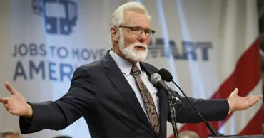 Un primar din California a propus distribuirea drogurilor pentru a scăpa de persoanele fără adăpost