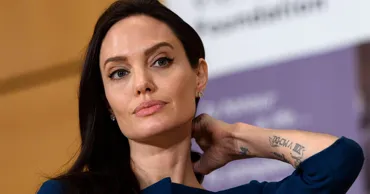 Jolie se confruntă cu dificultăți financiare pe fondul zvonurilor despre o mutare din SUA
